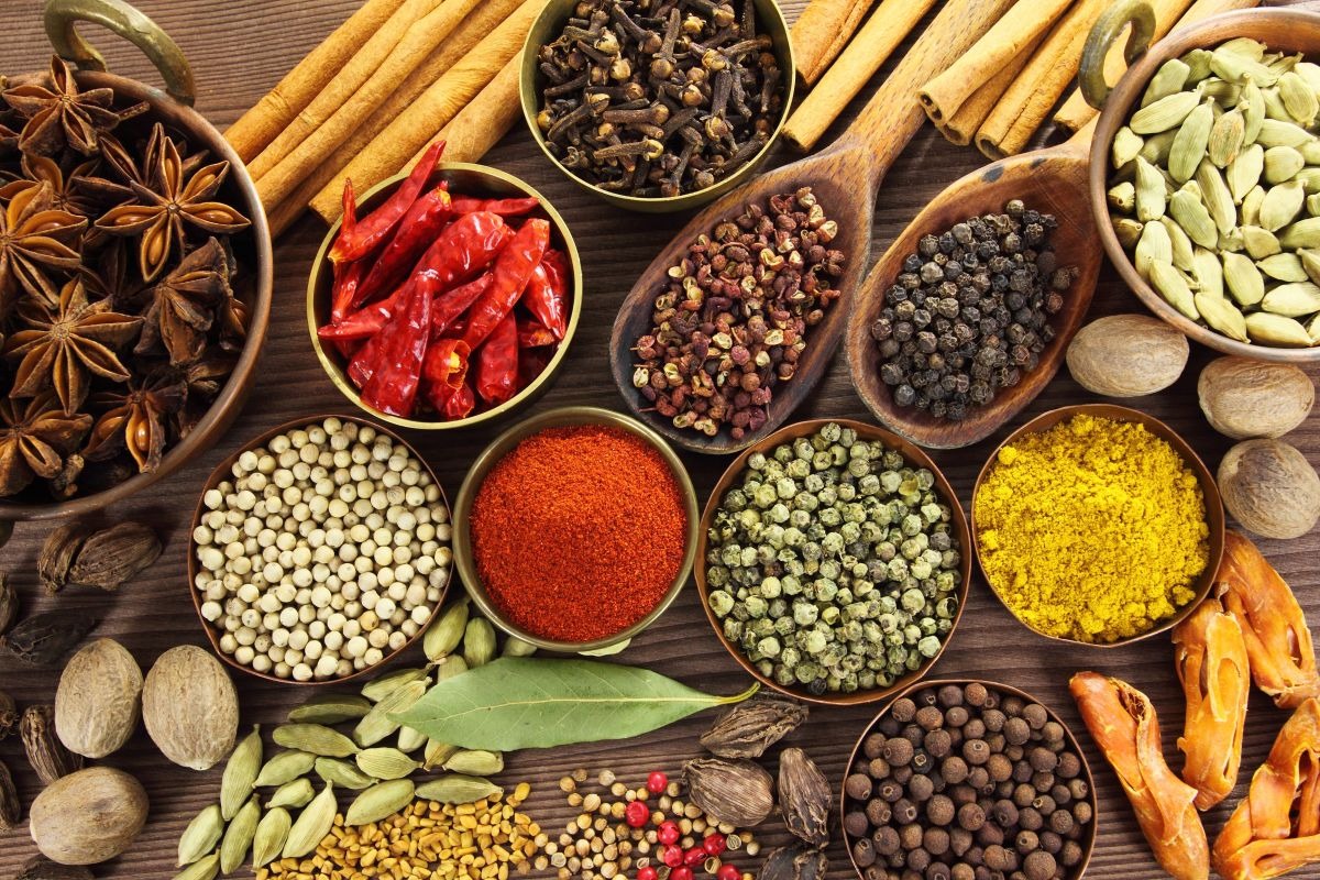 NAFRA Overseas Premium Whole Spices Mix